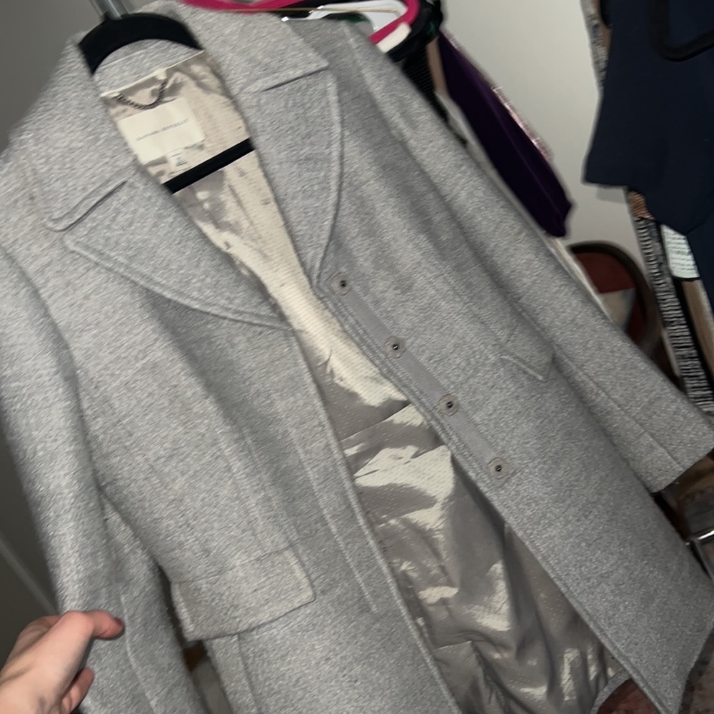 fitted coat - Picture 2 of 3